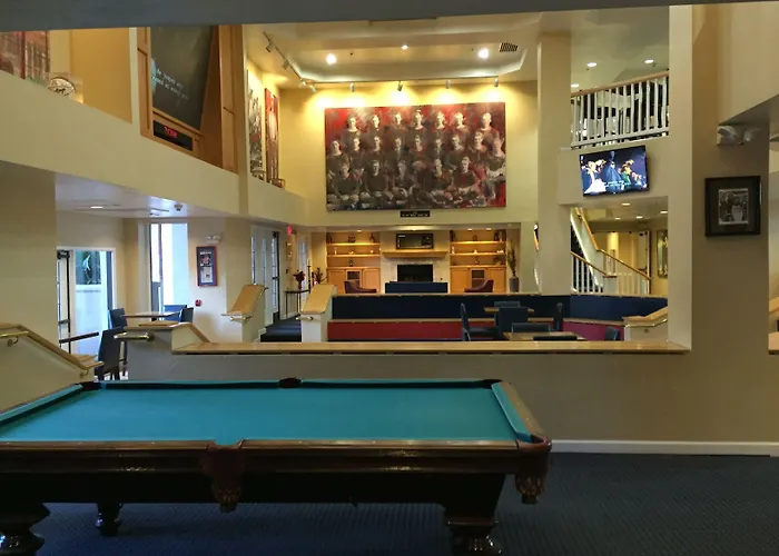 Hilton Vacation Club Varsity Club Hotel