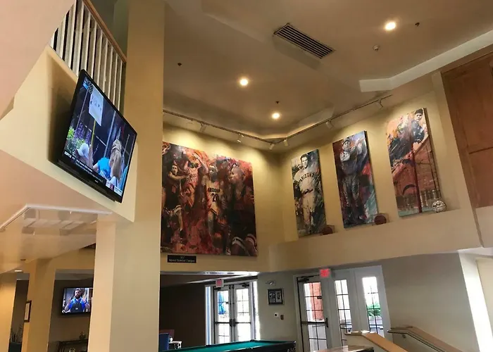 Hilton Vacation Club Varsity Club 3*